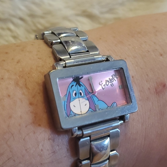 Eeyore Disney watch - Picture 2 of 4